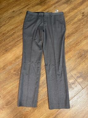 Men’s Grey Express Slacks - NEW - 32 x 32